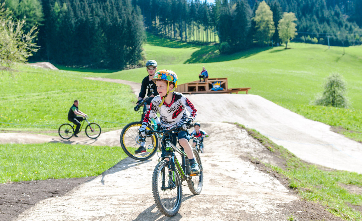 Biken mit Kindern in Niederösterreich - Bikepark Hollenstein - copyright Wolfgang Wutzl