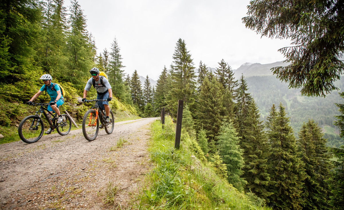 Uphill biken und Freeriden im Bikepark Lienz - copyright TVB Osttirol/ Erwin Haiden