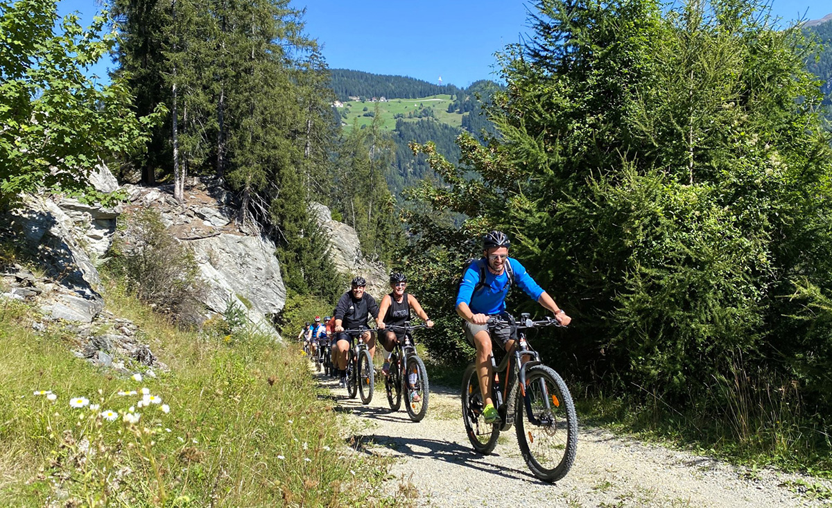 Radfahren Alpen Herz