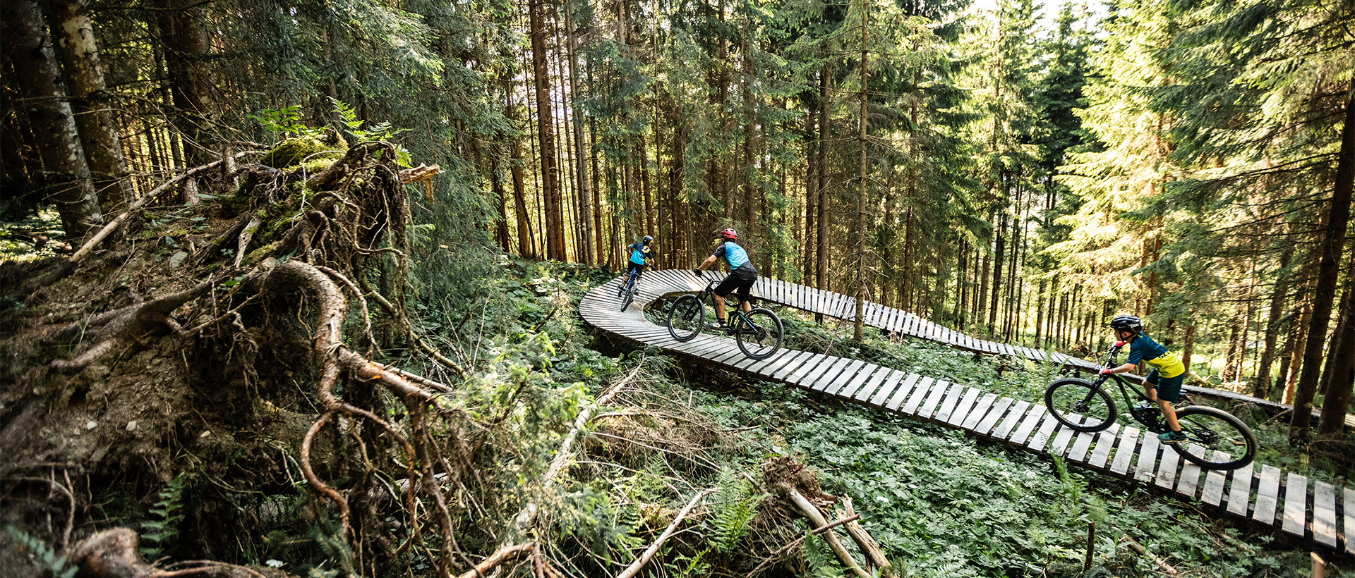 St. Johann Singletrail Harschbichl Mountainbiken Familie Tirol